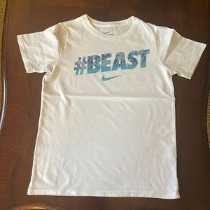 Nike Youth Small T-shirt